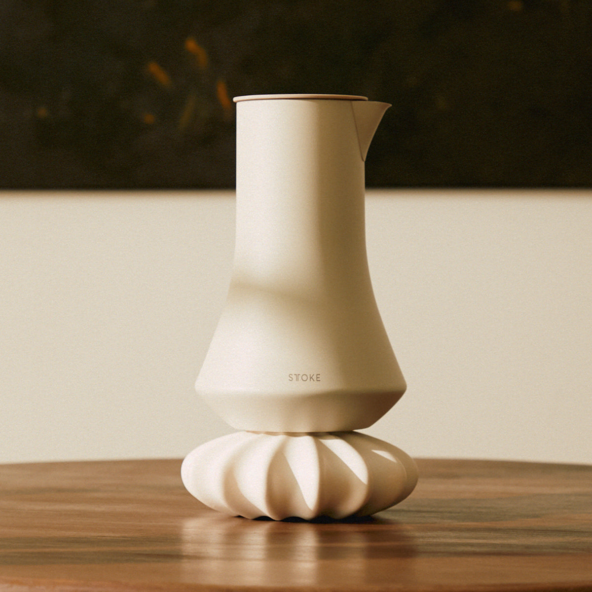 STTOKE Sharing Jug Creme Beige, lifestyle in a real home setting